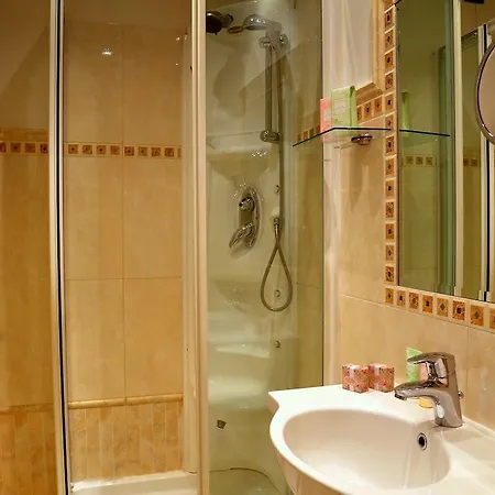 Capitolium Guest house 2*